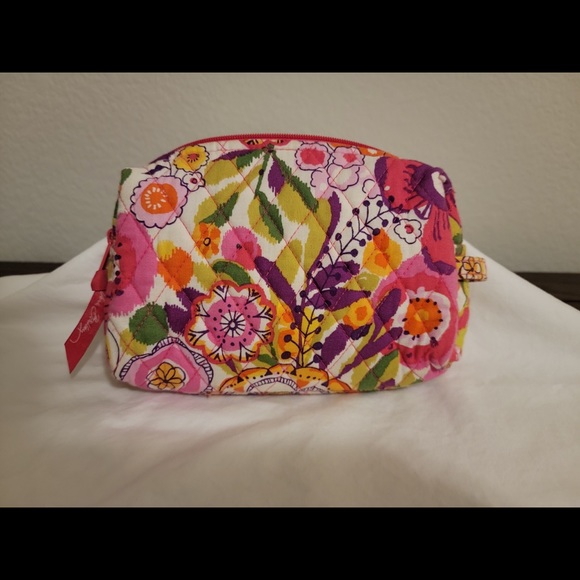 Vera Bradley Floral Makeup Bag - Picture 1 of 2